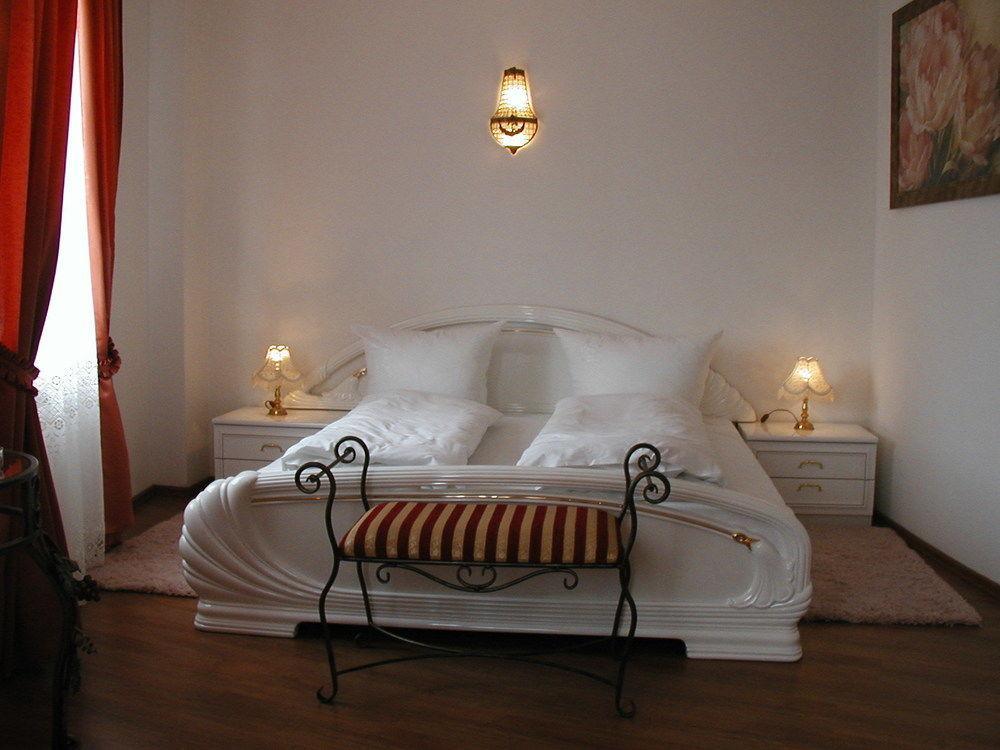 My Warsaw Residence - Czarny Kot ภายนอก รูปภาพ