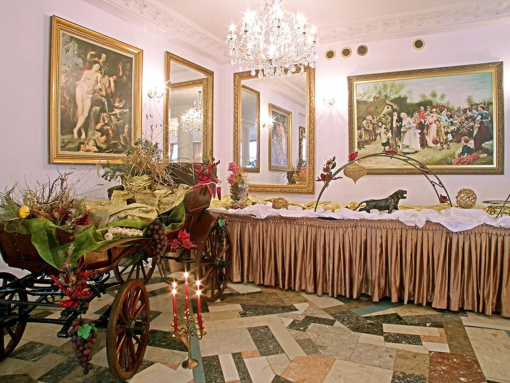 My Warsaw Residence - Czarny Kot ภายนอก รูปภาพ