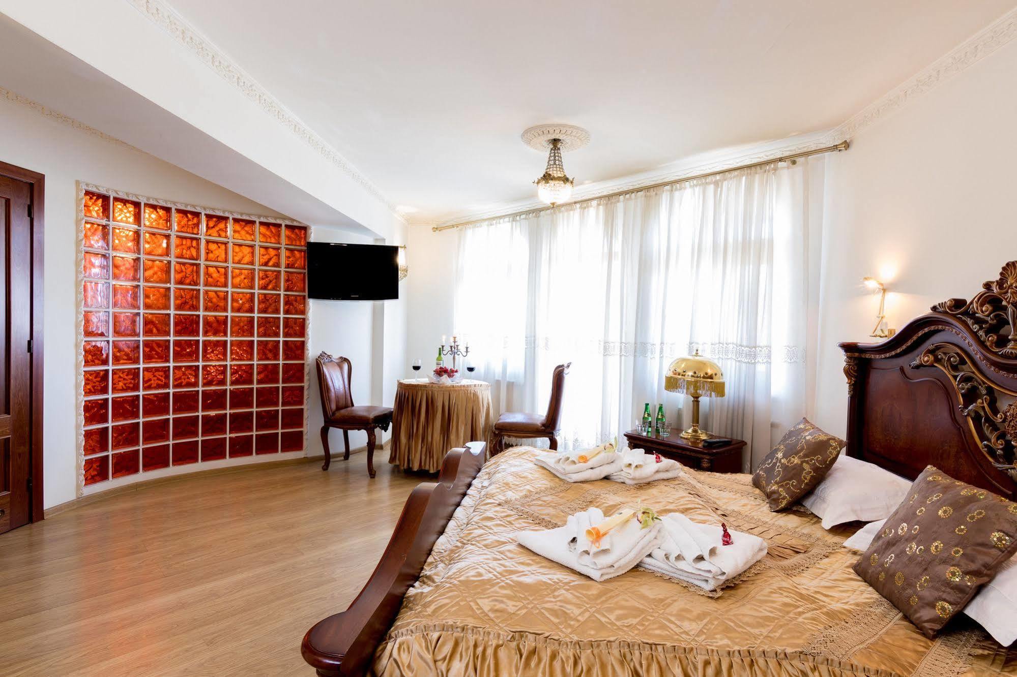 My Warsaw Residence - Czarny Kot ภายนอก รูปภาพ