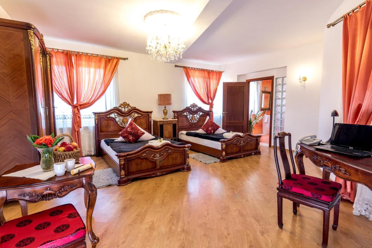 My Warsaw Residence - Czarny Kot ภายนอก รูปภาพ